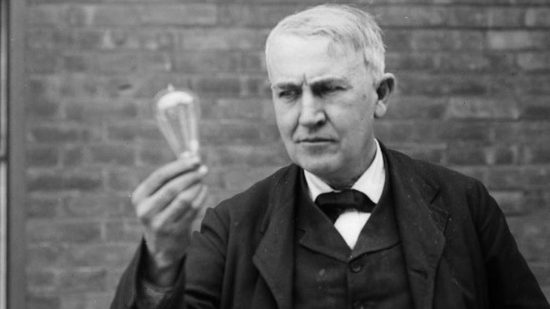 10.-Thomas-Alva-Edison-człowiek-dzięki-któremu-zatarła-się-granica-miedzy-dniem-a-nocą.-1280x720